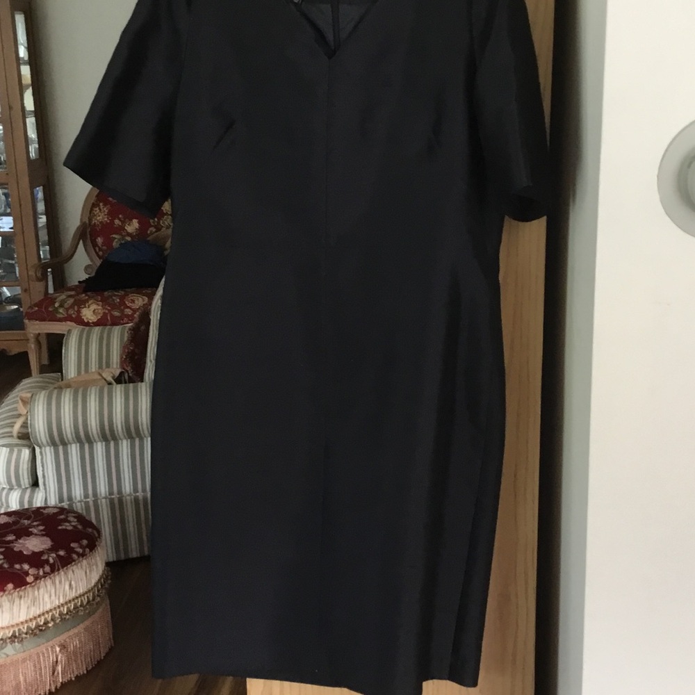 Talbots Black V-Neck Short Sleeve Midi Dress fully lined, silk and wool